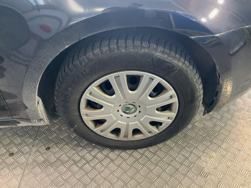 Skoda Octavia 1.6 TDI Elegance 4x4 2014 – снимка 11