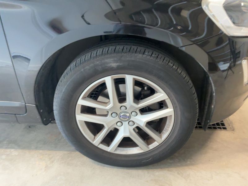 Volvo XC60 2.4 D4 Momentum AWD 2017 – снимка 11