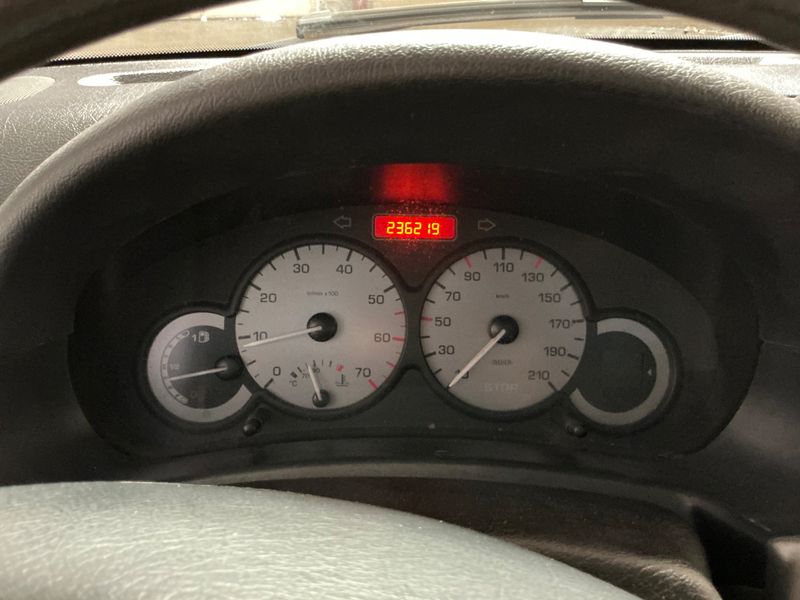 Peugeot Partner 1.6 HDi Filou 2008 – снимка 4