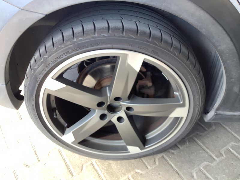 Volkswagen Touran 1.4 TSI CrossTouran 2011 – снимка 9
