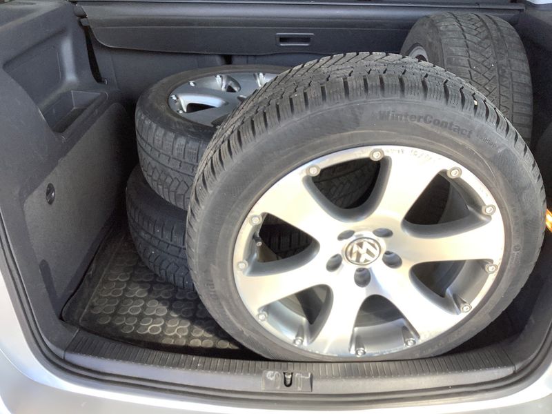 Volkswagen Touran 1.4 TSI CrossTouran 2011 – снимка 15