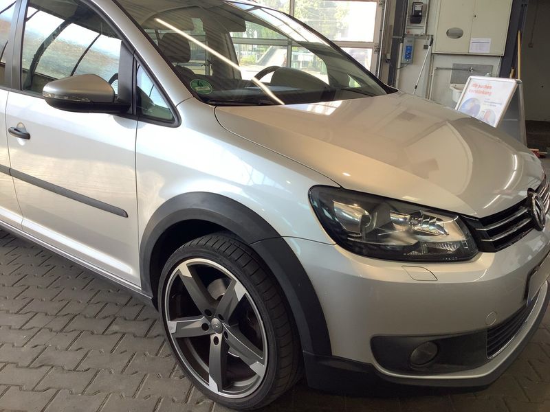 Volkswagen Touran 1.4 TSI CrossTouran 2011 – снимка 12