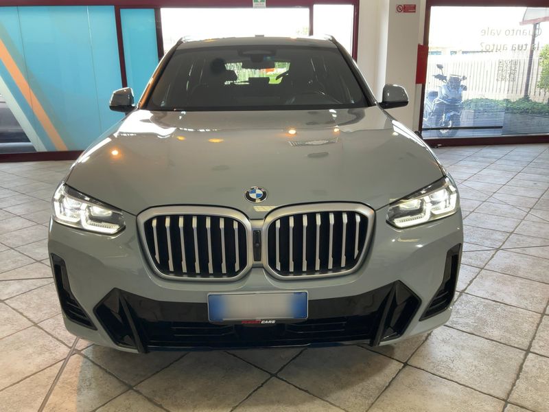 BMW X3 xDrive 20d Mild-Hybrid M Sport 2024 – снимка 14