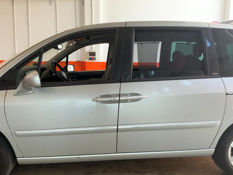 Peugeot 807 2.0 HDi ST Pack 2007 – снимка 4