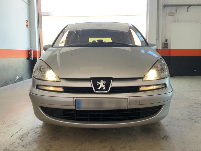 Peugeot 807 2.0 HDi ST Pack 2007 – снимка 14