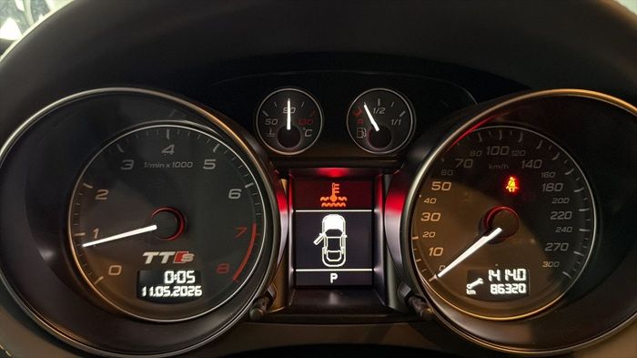 Audi TTS 2.0 TFSI quattro Coupe 2014 – снимка 18