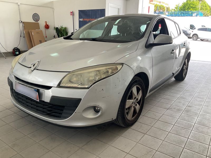 Renault Megane 1.5 dCi Dynamique 2010 – снимка 1