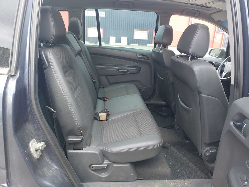 Opel Zafira 1.7 CDTI Cosmo Pack 2008 – снимка 13