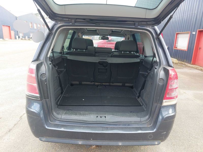 Opel Zafira 1.7 CDTI Cosmo Pack 2008 – снимка 9
