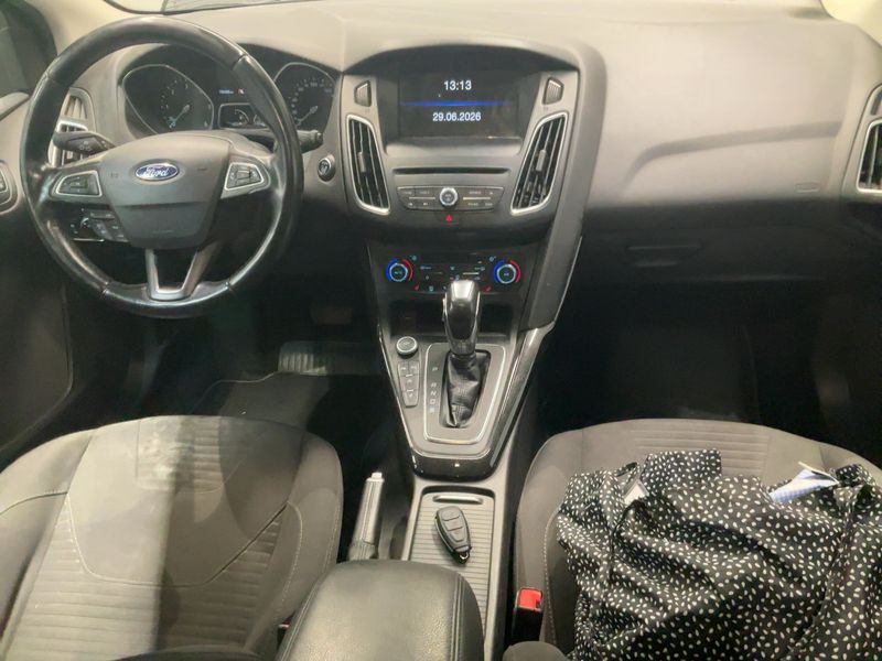 Ford Focus 2.0 TDCi Titanium 2015 – снимка 18