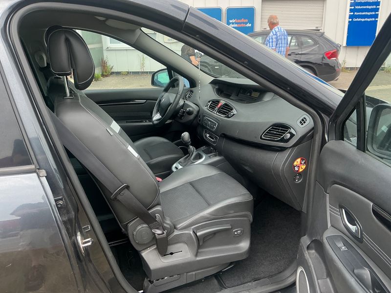 Renault Scenic 1.4 TCe Dynamique 2011 – снимка 3