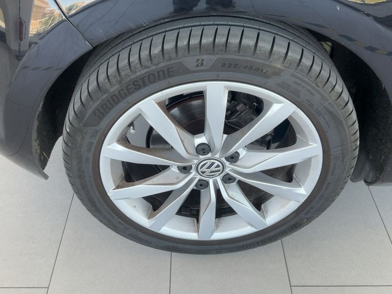 Volkswagen Golf VII 1.6 TDI Highline BlueMotion Tech 2013 – снимка 18