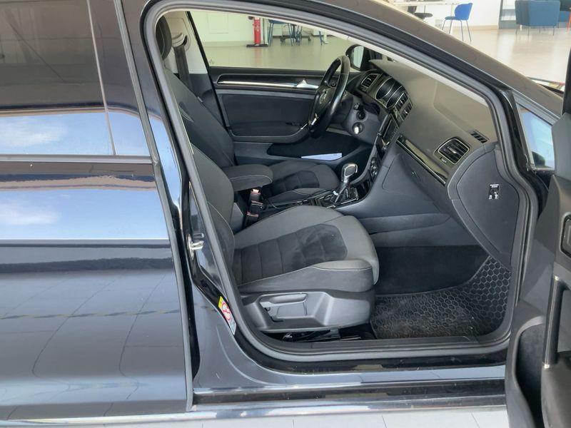 Volkswagen Golf VII 1.6 TDI Highline BlueMotion Tech 2013 – снимка 11