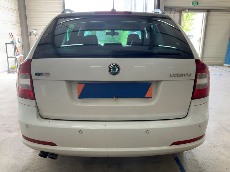 Skoda Octavia 2.0 TDI RS 2011 – снимка 7