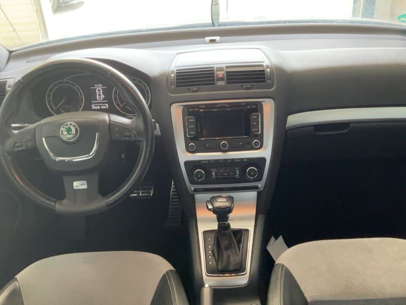 Skoda Octavia 2.0 TDI RS 2011 – снимка 17