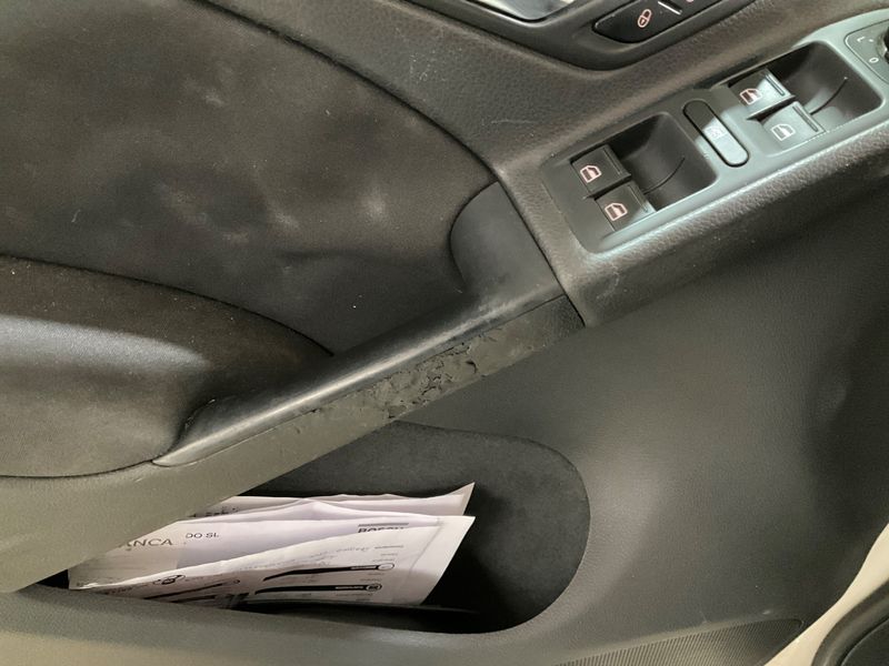 Volkswagen Golf VI 1.6 TDI Advance 2010 – снимка на щета