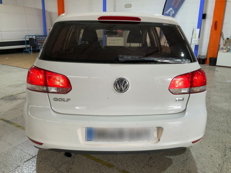 Volkswagen Golf VI 1.6 TDI Advance 2010 – снимка на щета
