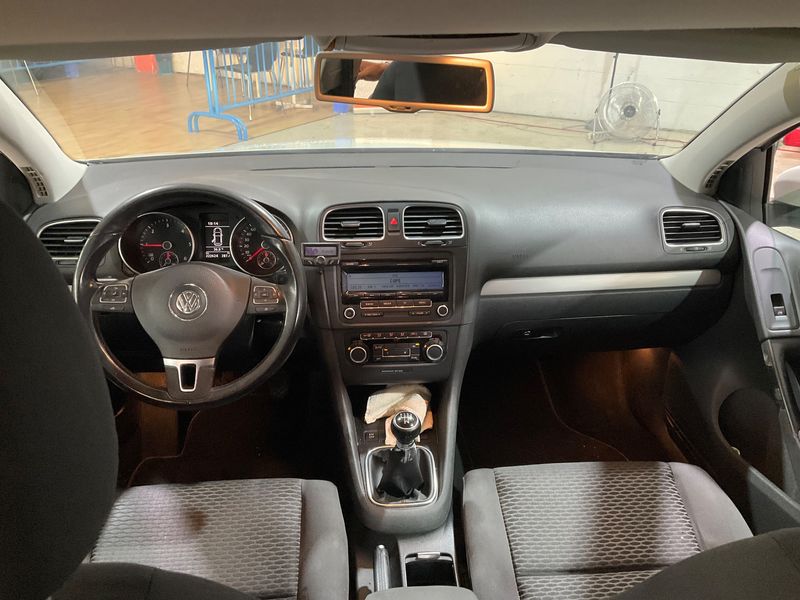 Volkswagen Golf VI 1.6 TDI Advance 2010 – снимка 12