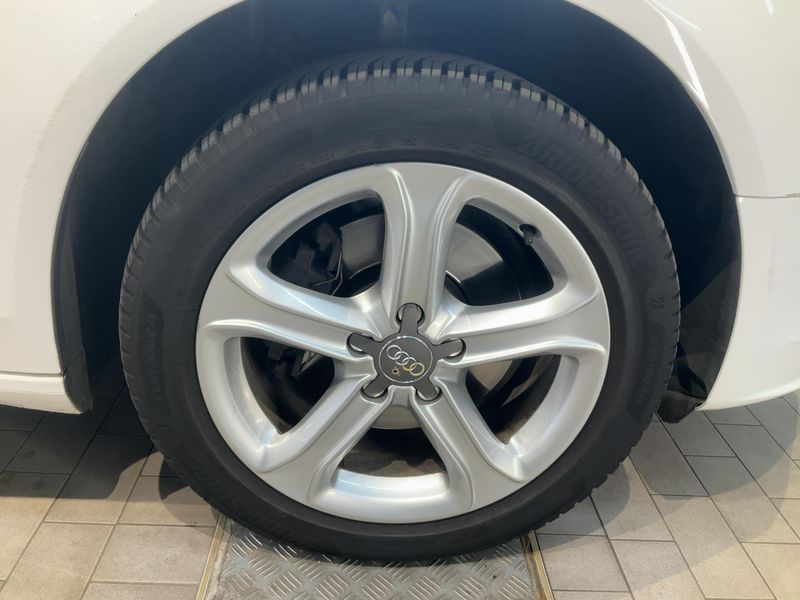 Audi A4 1.8 TFSI Ambition 2015 – снимка 11