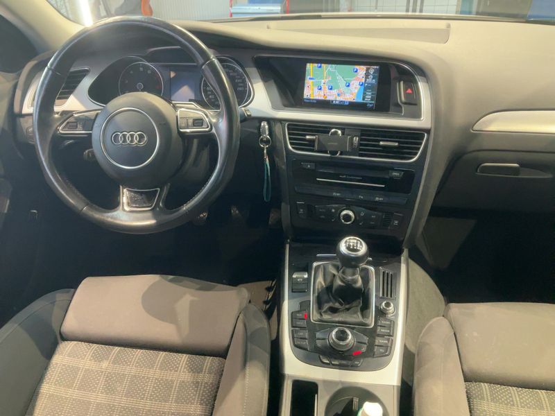 Audi A4 1.8 TFSI Ambition 2015 – снимка 17