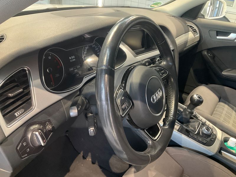 Audi A4 1.8 TFSI Ambition 2015 – снимка 32