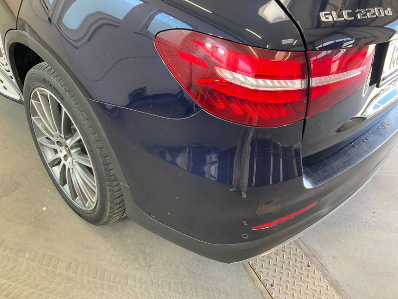 Mercedes-Benz GLC-Klasse GLC 220 4Matic AMG Line 2018 – снимка 37