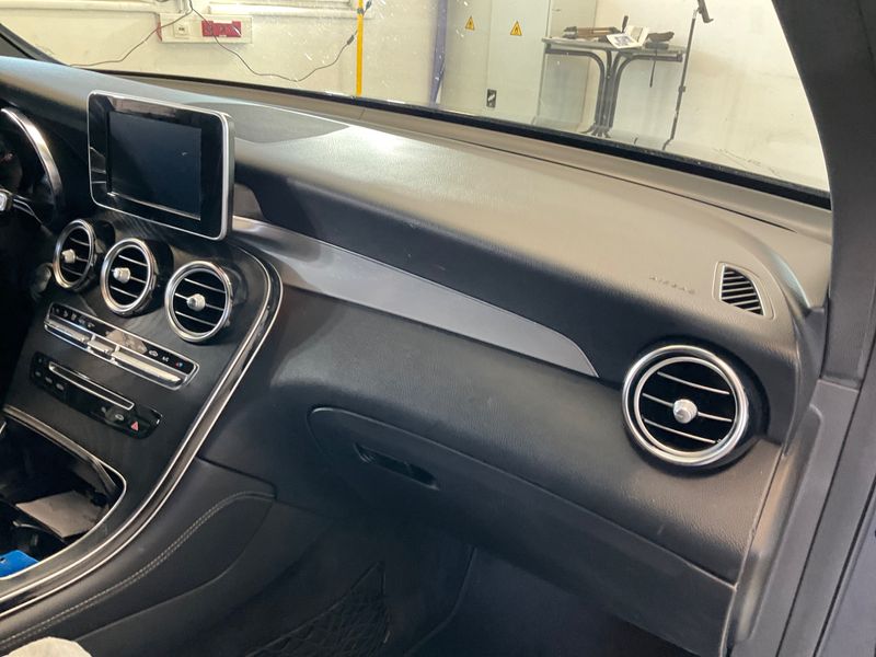 Mercedes-Benz GLC-Klasse GLC 220 4Matic AMG Line 2018 – снимка 31
