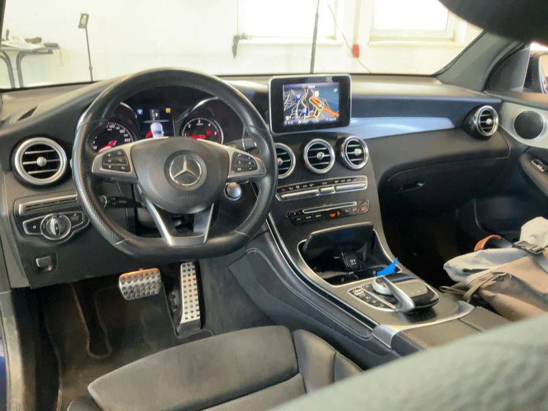 Mercedes-Benz GLC-Klasse GLC 220 4Matic AMG Line 2018 – снимка 17