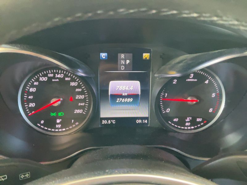 Mercedes-Benz GLC-Klasse GLC 220 4Matic AMG Line 2018 – снимка 18