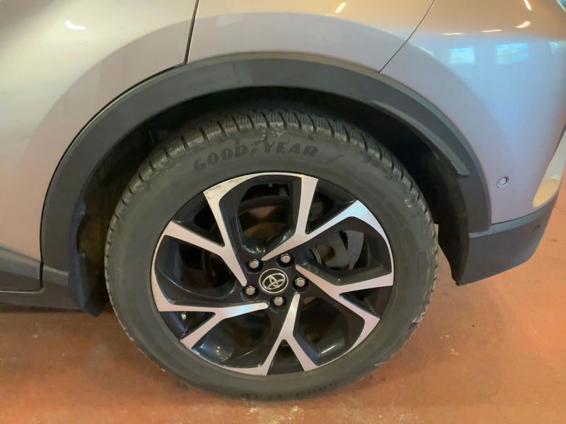 Toyota C-HR 1.2 Turbo Graphic 2017 – снимка 5