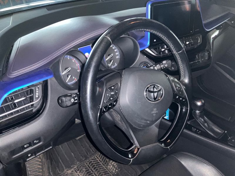 Toyota C-HR 1.2 Turbo Graphic 2017 – снимка 23