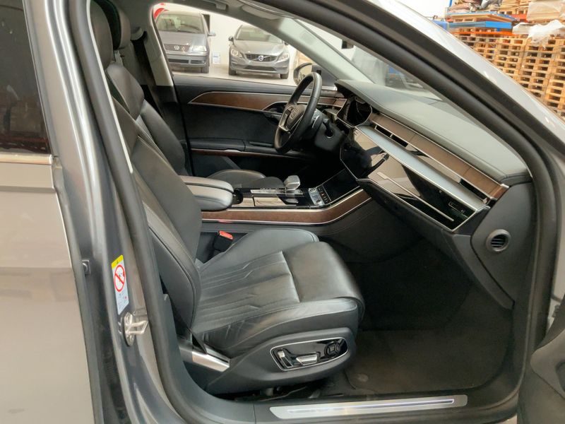 Audi A8 50 TDI Mild-Hybrid quattro 2022 – снимка 16