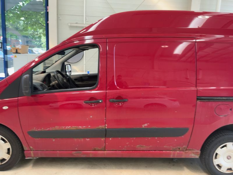Fiat Scudo 2.0 JTDM 12 L2H2 130 Multijet Hochdach 2016 – снимка 4
