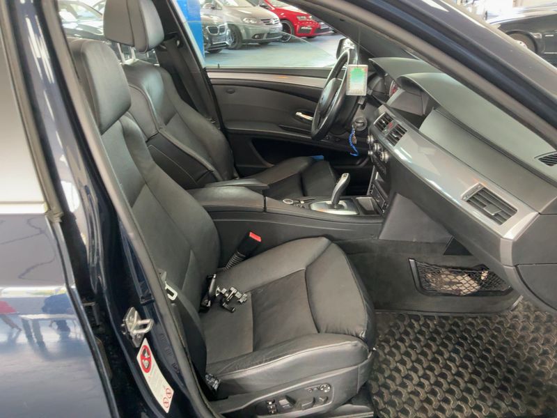 BMW 5er 520d 2010 – снимка 11