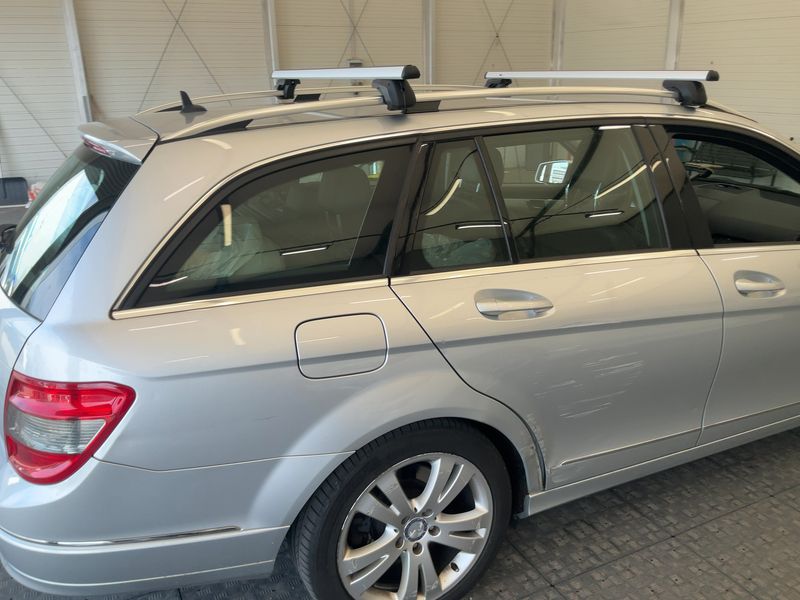 Mercedes-Benz C-Klasse C 220 CDI T BlueEfficiency Avantgarde 2010 – снимка 6