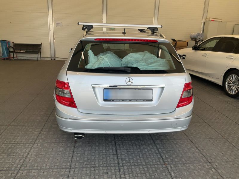 Mercedes-Benz C-Klasse C 220 CDI T BlueEfficiency Avantgarde 2010 – снимка 5