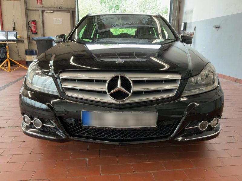 Mercedes-Benz C-Klasse C 220 CDI T BlueEfficiency Avantgarde 2011 – снимка на щета