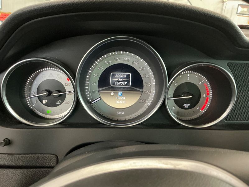 Mercedes-Benz C-Klasse C 220 CDI T BlueEfficiency Avantgarde 2011 – снимка 13
