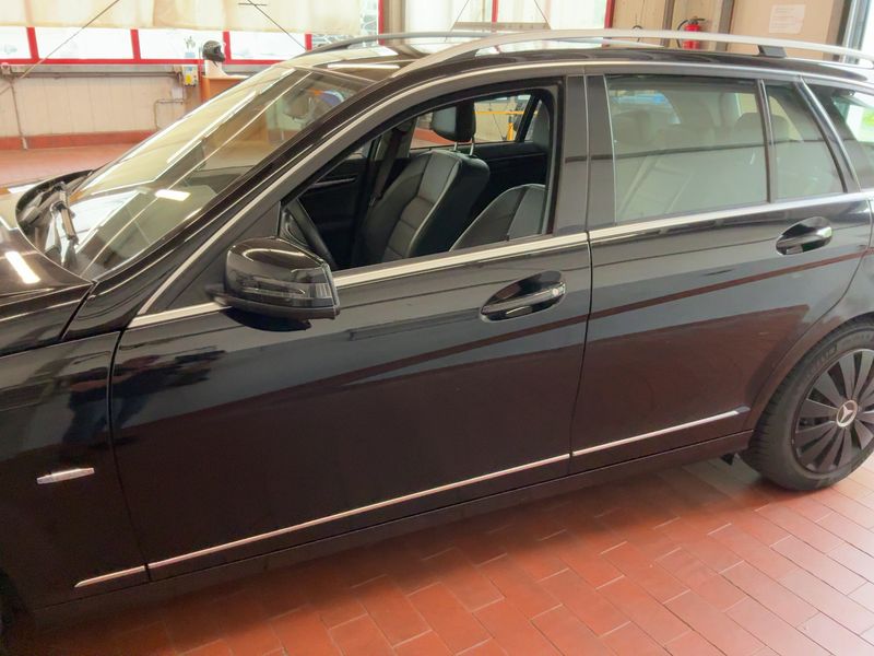 Mercedes-Benz C-Klasse C 220 CDI T BlueEfficiency Avantgarde 2011 – снимка на щета