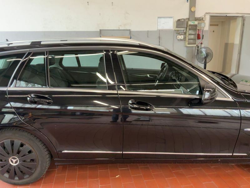 Mercedes-Benz C-Klasse C 220 CDI T BlueEfficiency Avantgarde 2011 – снимка на щета