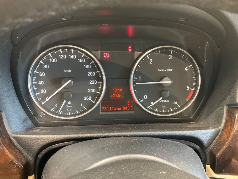 BMW 3er 320d 2011 – снимка 4