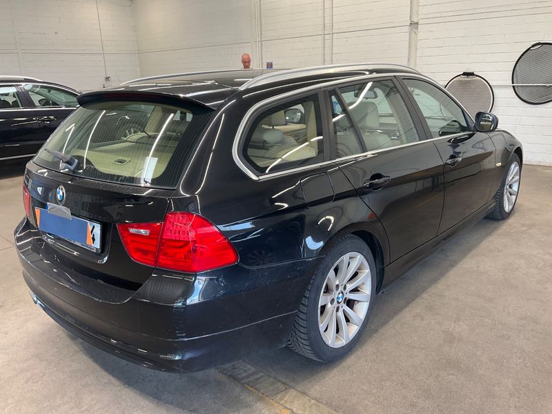 BMW 3er 320d 2011 – снимка 2