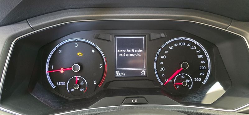 Volkswagen T-Roc 1.6 TDI Advance 2019 – снимка 18