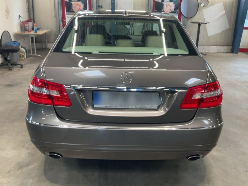 Mercedes-Benz E-Klasse E 350 CDI BlueEfficiency 4Matic Elegance 2010 – снимка 7