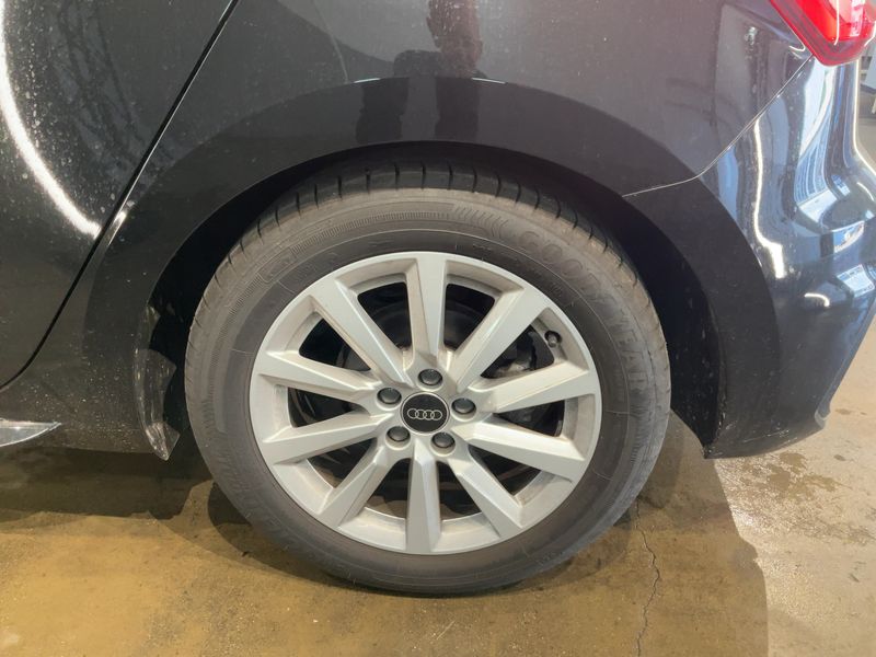 Audi A1 Sportback 30 TFSI S line 2023 – снимка 5