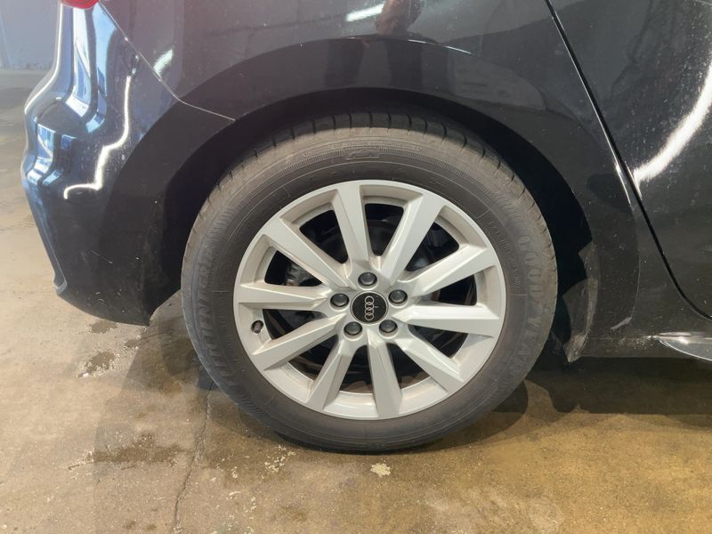 Audi A1 Sportback 30 TFSI S line 2023 – снимка 9