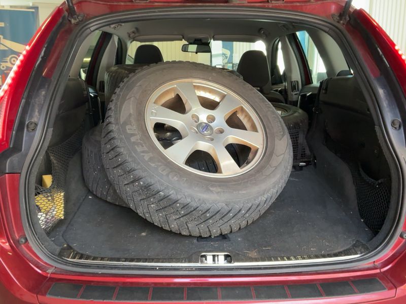 Volvo XC60 2.0 D4 Momentum 2WD 2014 – снимка 16
