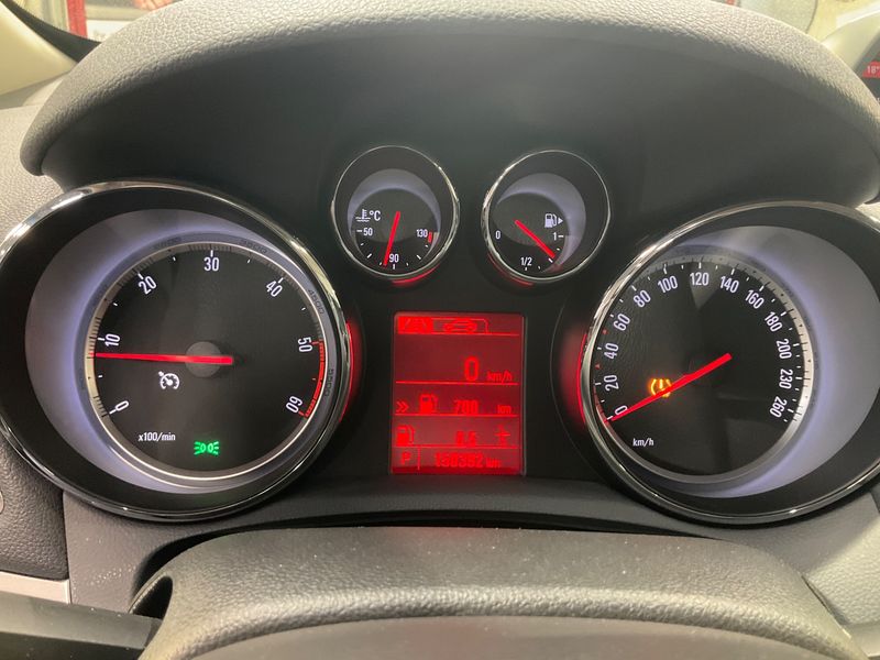 Opel Mokka 1.6 CDTI DPF Innovation 2016 – снимка 19