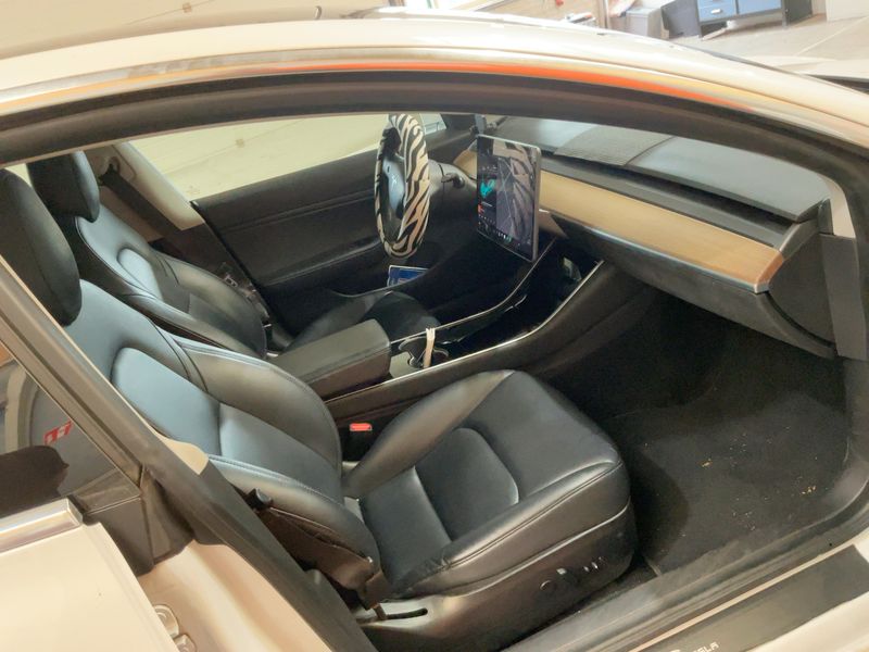 Tesla Model 3 Long Range Dual Long Range Dual AWD 2020 – снимка 16