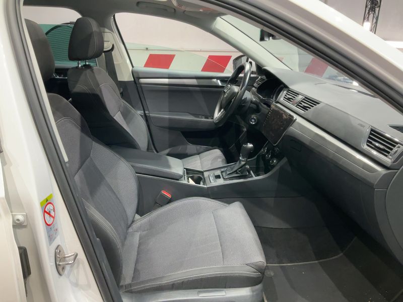 Skoda Superb 2.0 TDI Style 2019 – снимка 17